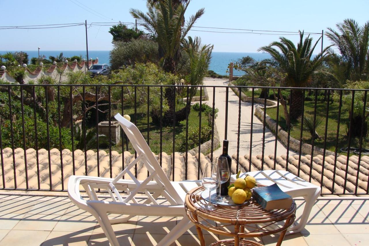 La Villa Rosa Al Mare بوزالو المظهر الخارجي الصورة