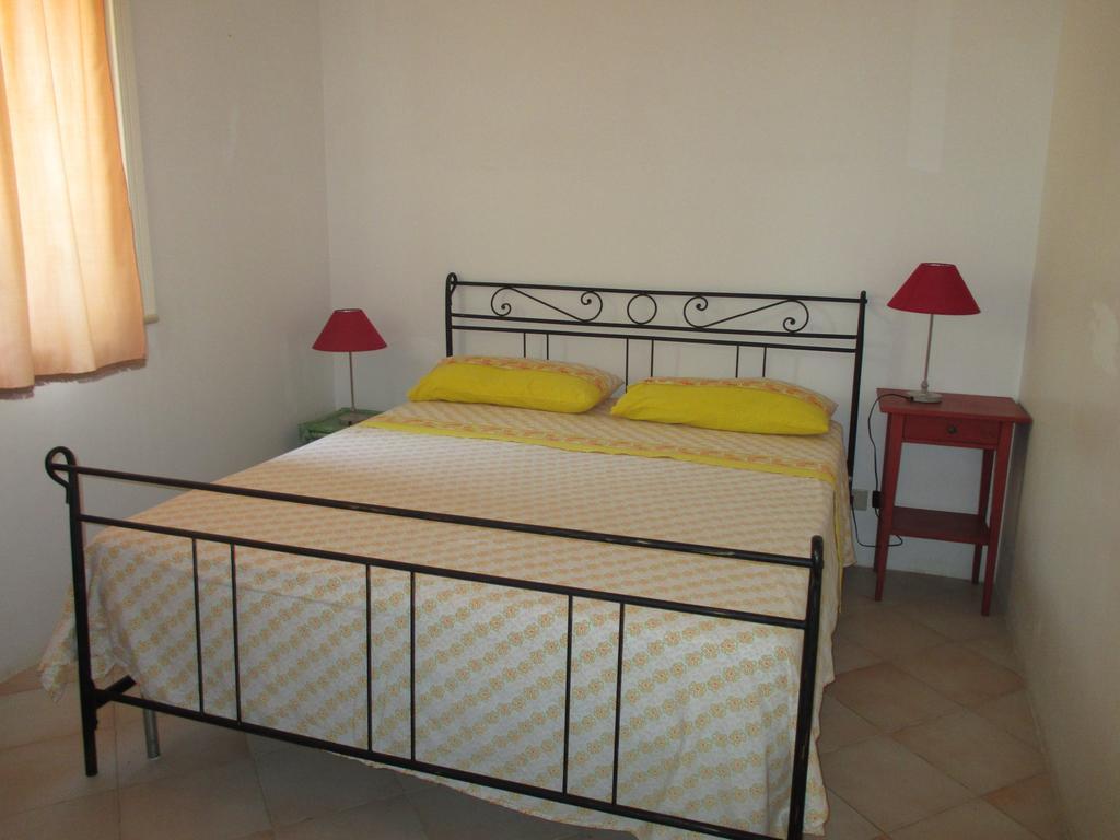 La Villa Rosa Al Mare بوزالو الغرفة الصورة