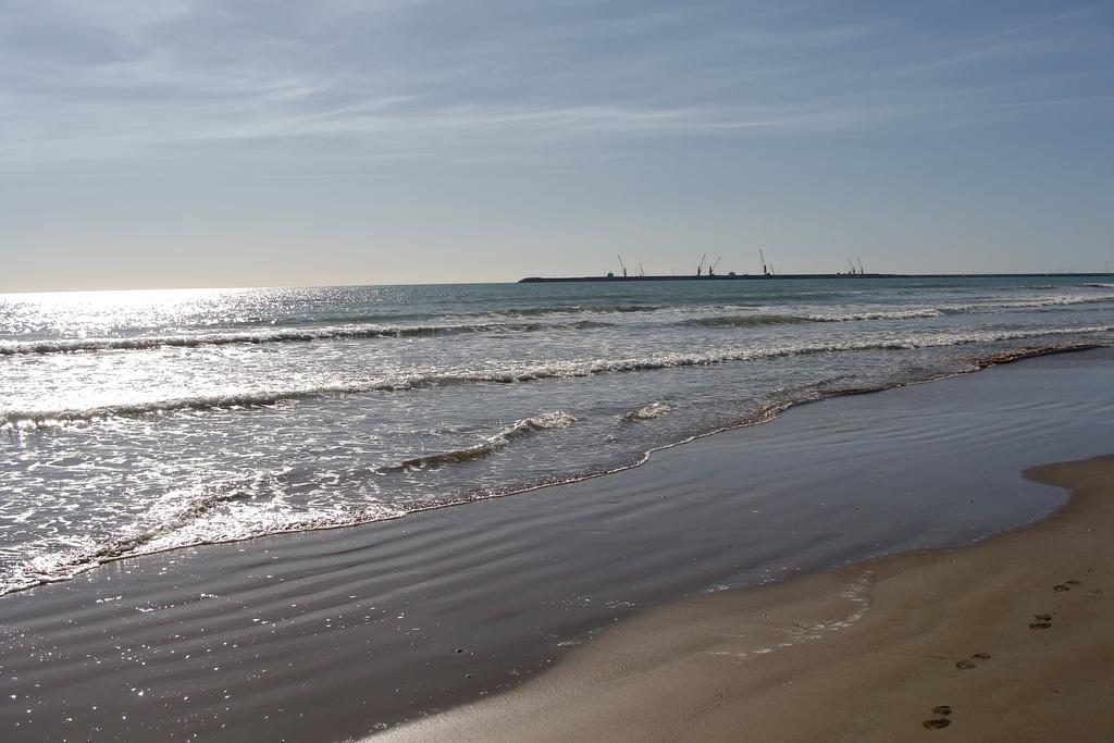 La Villa Rosa Al Mare بوزالو الغرفة الصورة