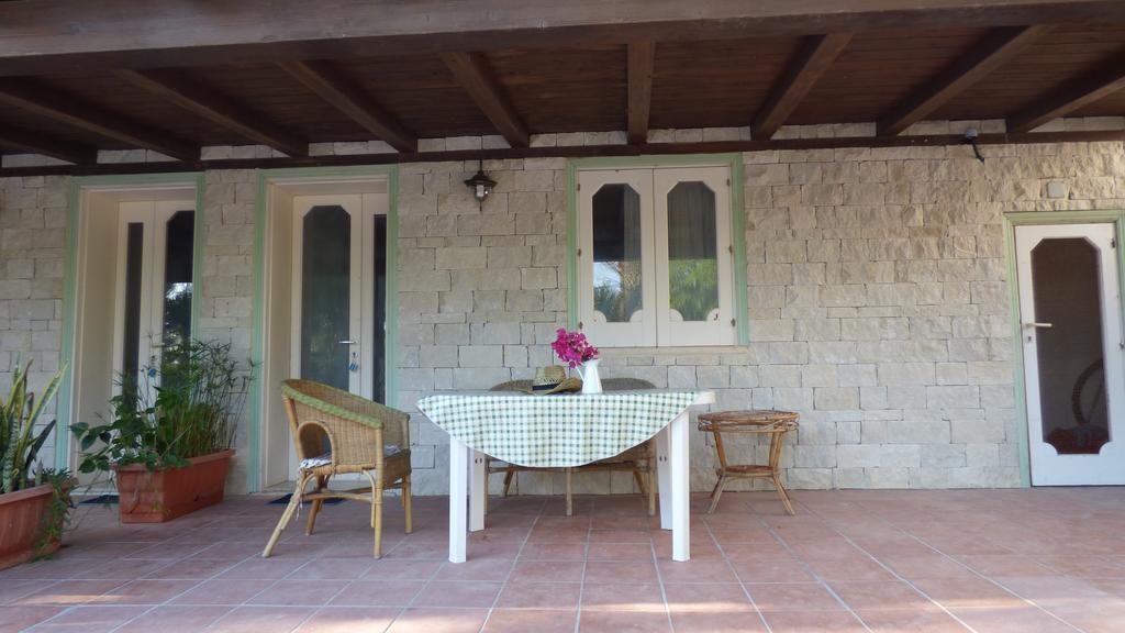 La Villa Rosa Al Mare بوزالو المظهر الخارجي الصورة