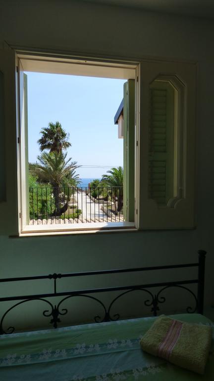 La Villa Rosa Al Mare بوزالو المظهر الخارجي الصورة